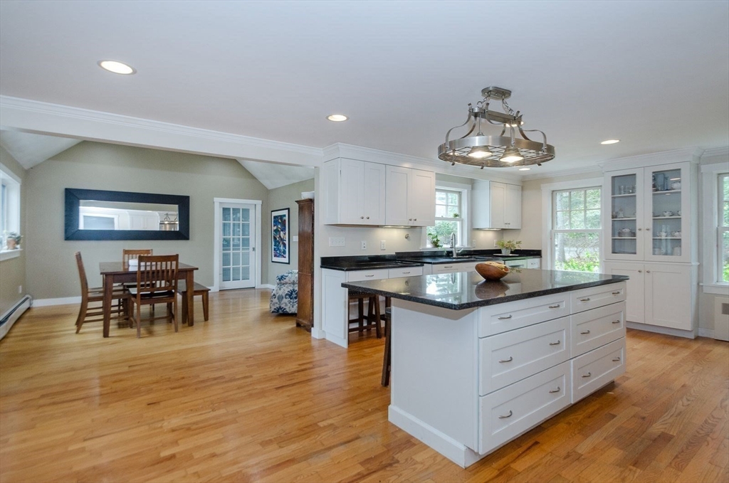 19 Register Road Marion, MA 02738 - Photo 13 of 32