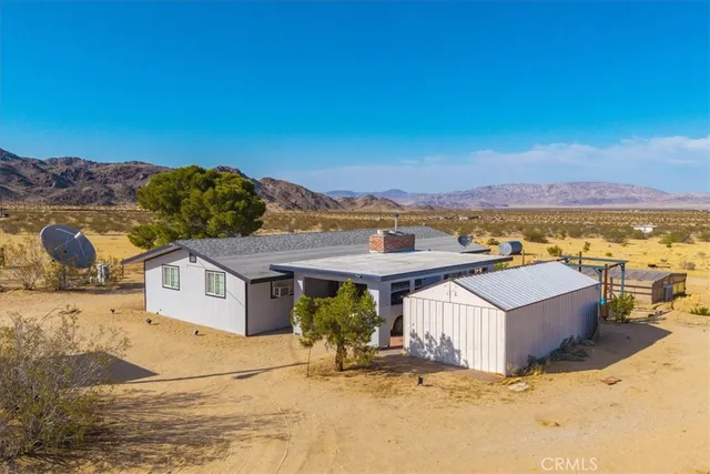 $299,999 | 4773 Shawnee Trail, Landers, CA 92285