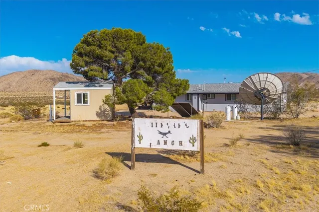 $299,999 | 4773 Shawnee Trail, Landers, CA 92285