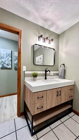 $189,000 | 1111 East Elm Street, West Frankfort, IL 62896