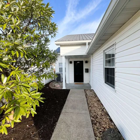 $189,000 | 1111 East Elm Street, West Frankfort, IL 62896