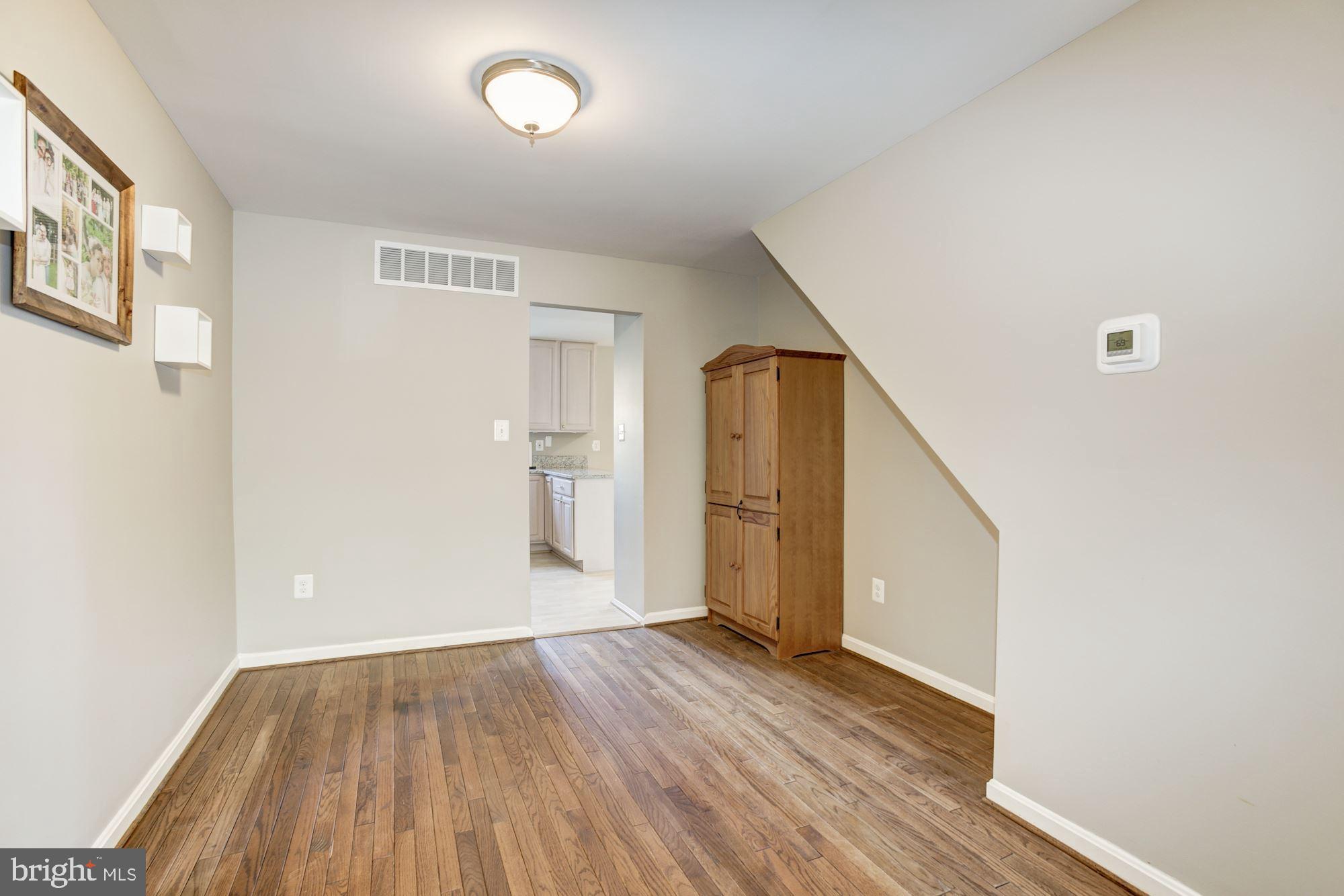 9701 Early Spring Way Columbia, MD 21046 - Photo 11 of 36 Dining Room View 2
