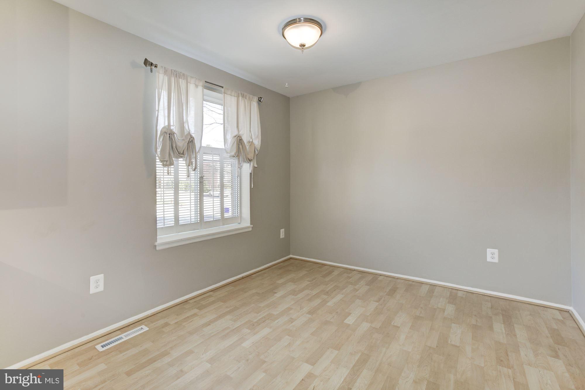 9701 Early Spring Way Columbia, MD 21046 - Photo 15 of 36 Eat in Area