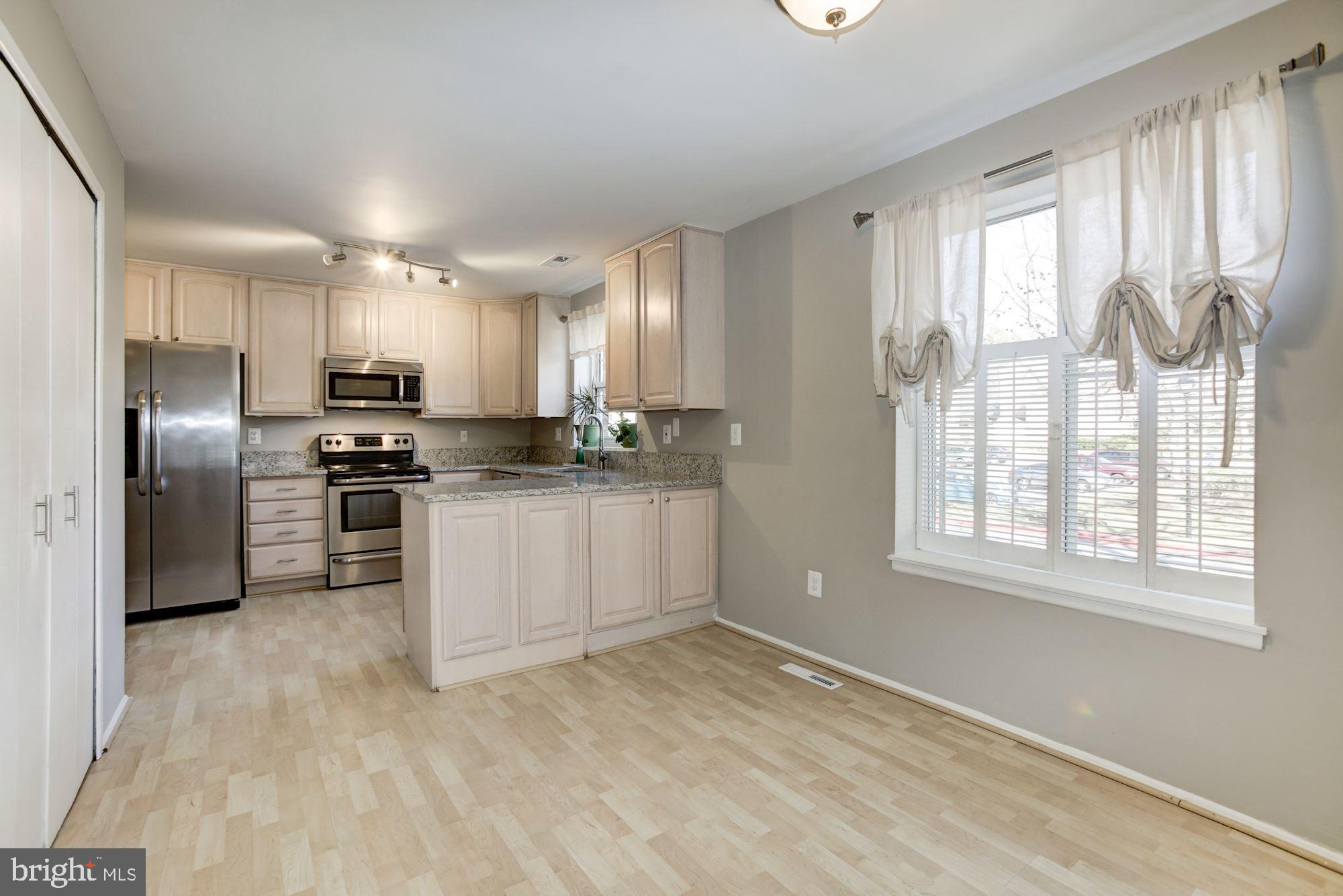 9701 Early Spring Way Columbia, MD 21046 - Photo 16 of 36 Kitchen View 3