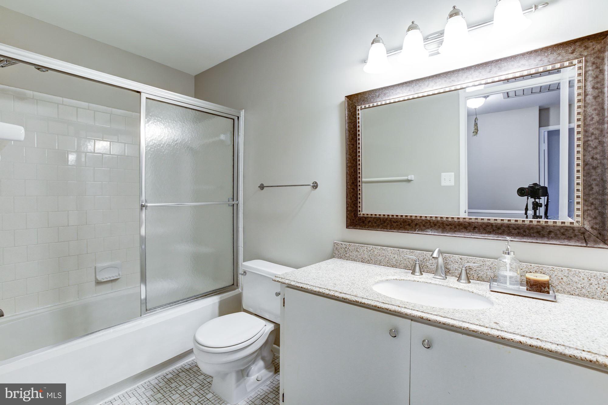 9701 Early Spring Way Columbia, MD 21046 - Photo 22 of 36 Upper Level Hall Bath