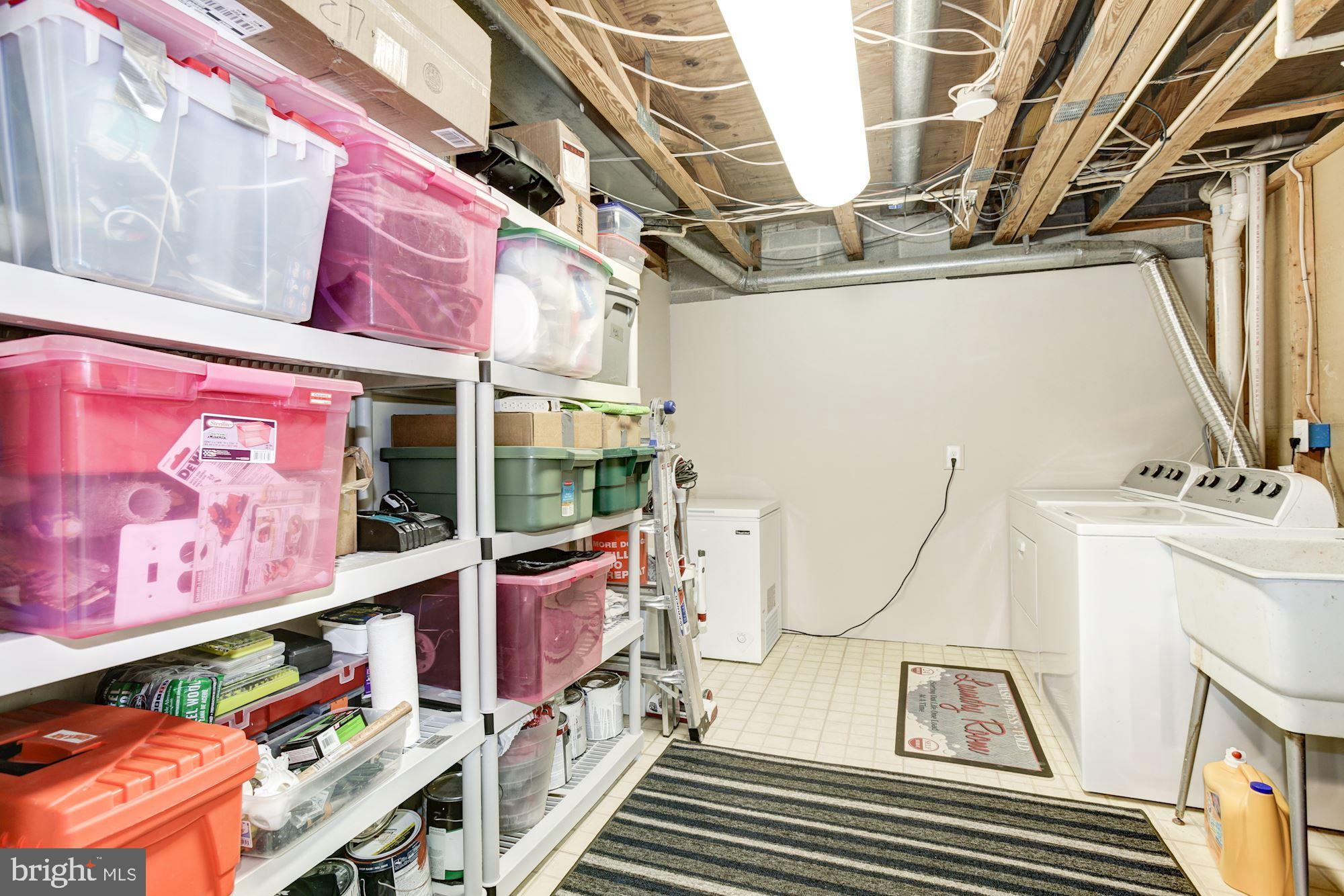 9701 Early Spring Way Columbia, MD 21046 - Photo 30 of 36 Laundry Room