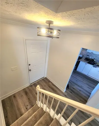 a view of utility room