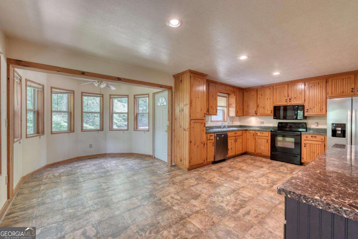 1048 Hawks Claw Road, Unit 4 Morganton, GA 30560 - Photo 16 of 58