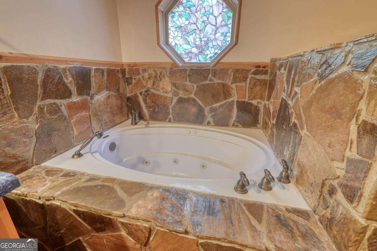 1048 Hawks Claw Road, Unit 4 Morganton, GA 30560 - Photo 28 of 58