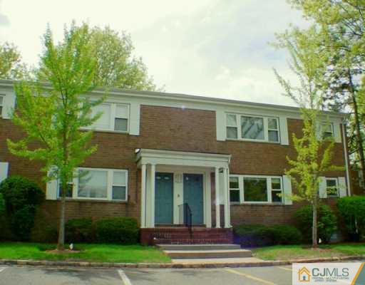 182 Evergreen Road, Unit 182 Edison, NJ 08837 - Photo 1 of 2 Gallery Image 1