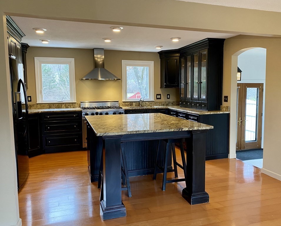 25 Jones Road Deerfield, MA 01342 - Photo 3 of 23 Gallery Image 3
