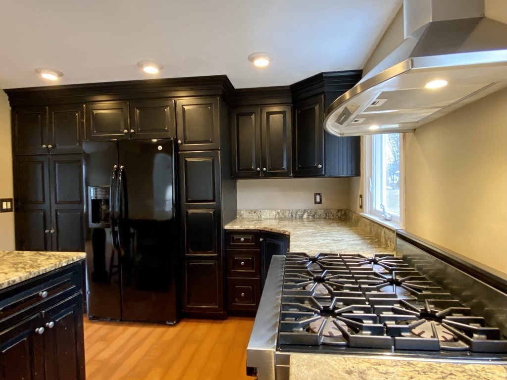 25 Jones Road Deerfield, MA 01342 - Photo 5 of 23 Gallery Image 5