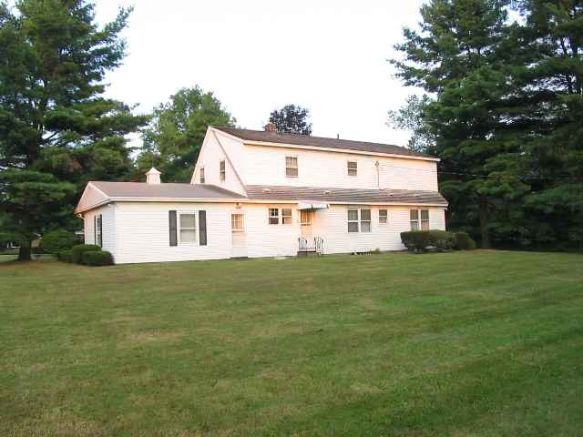 8 Riding Club Road Troy, NY 12180 - Photo 2 of 9 Photo 2