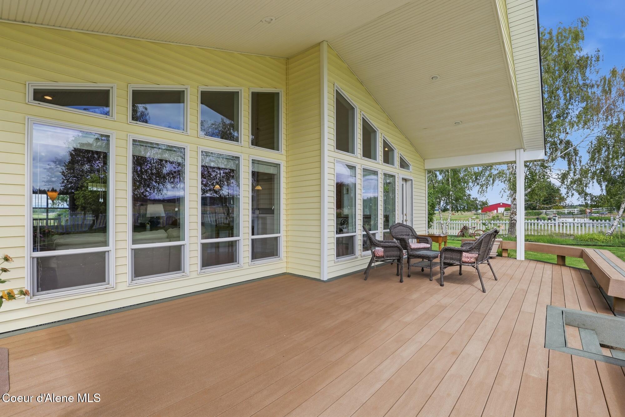 6909 West Ridgeway Road Deer Park, WA 99006 - Photo 48 of 70 covered deck 3