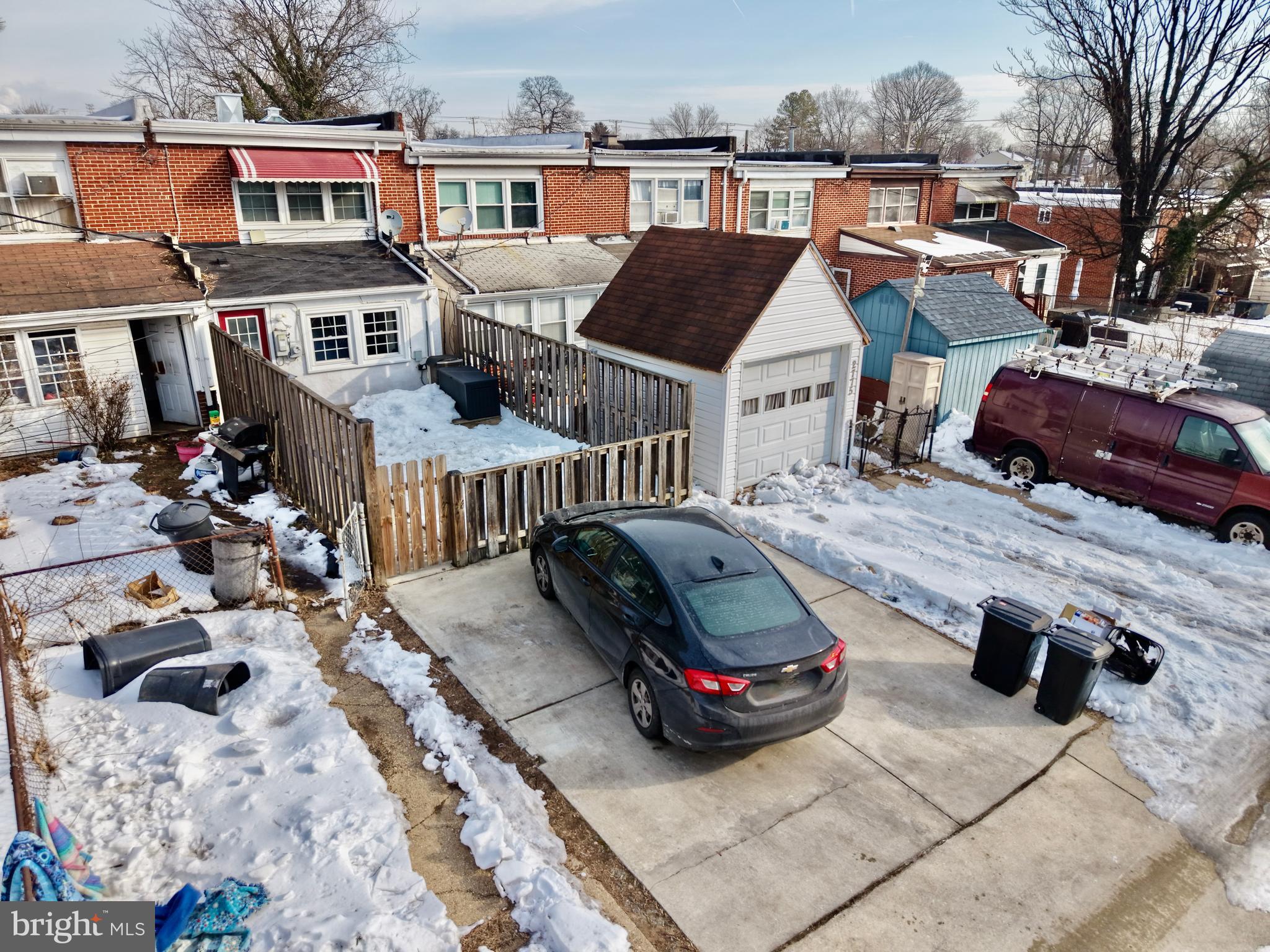2773 Yarnall Road Halethorpe, MD 21227 - Photo 4 of 29 2-Car Rear Parking Pad