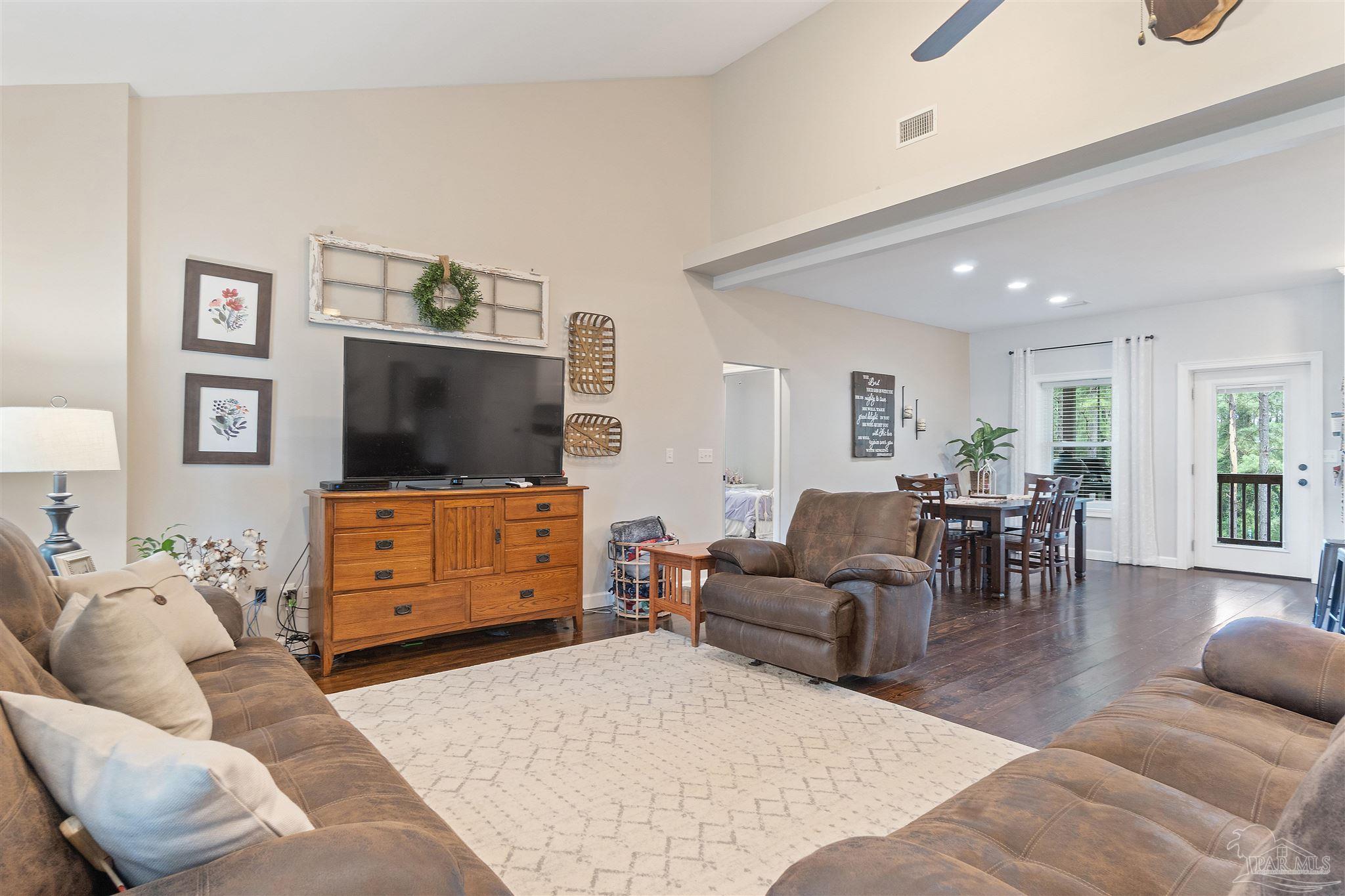 7450 Pine Barren Road Century, FL 32535 - Photo 8 of 50 Gallery Image 8