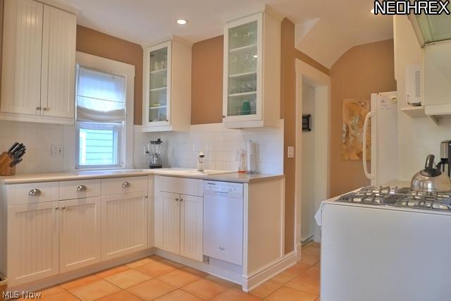 2221 Kerrwood Road Cleveland, OH 44118 - Photo 11 of 25 Gallery Image 11