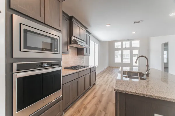 $649,900 | 24903 Berwick Bay Court, Tomball, TX 77375