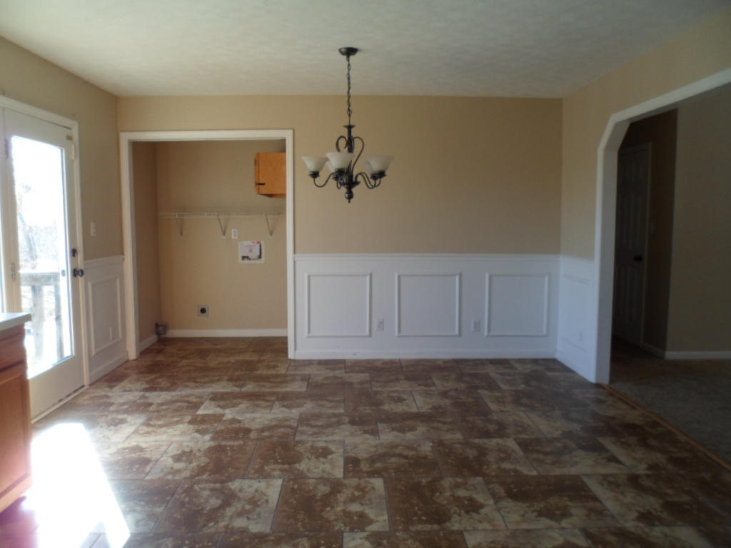 8700 Coppock Road Corryton, TN 37721 - Photo 4 of 12 dining