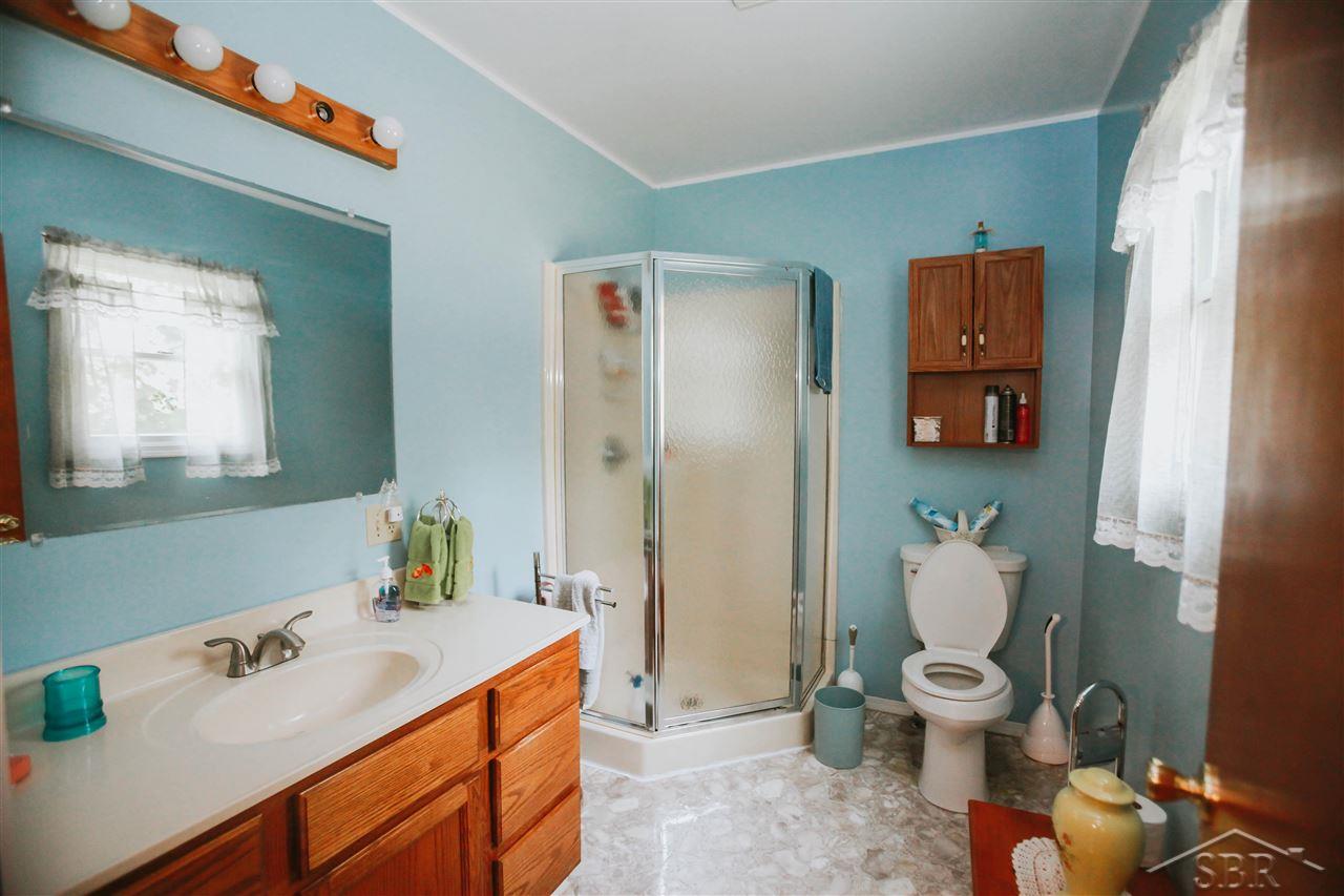 4201 Zimmer Road Bay City, MI 48706 - Photo 18 of 45 50053489-17.JPG