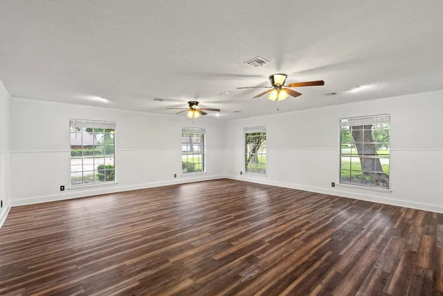 $3,300 | 4101 Briar Cliff Road, Temple, TX 76502