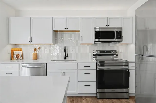 $400,000 | 5005 Grandview Street, Shawnee, KS 66203