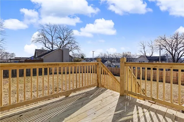 $400,000 | 5005 Grandview Street, Shawnee, KS 66203