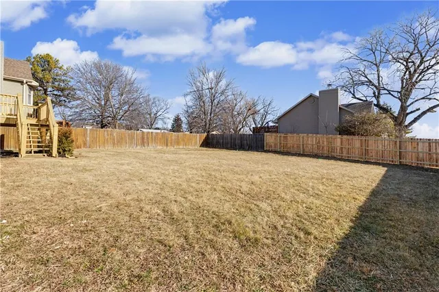 $400,000 | 5005 Grandview Street, Shawnee, KS 66203