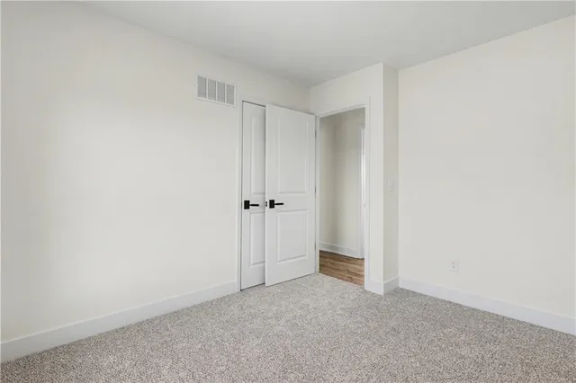 $400,000 | 5005 Grandview Street, Shawnee, KS 66203