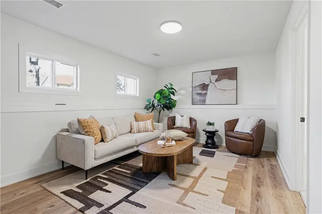 $400,000 | 5005 Grandview Street, Shawnee, KS 66203