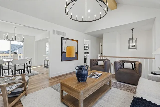 $400,000 | 5005 Grandview Street, Shawnee, KS 66203