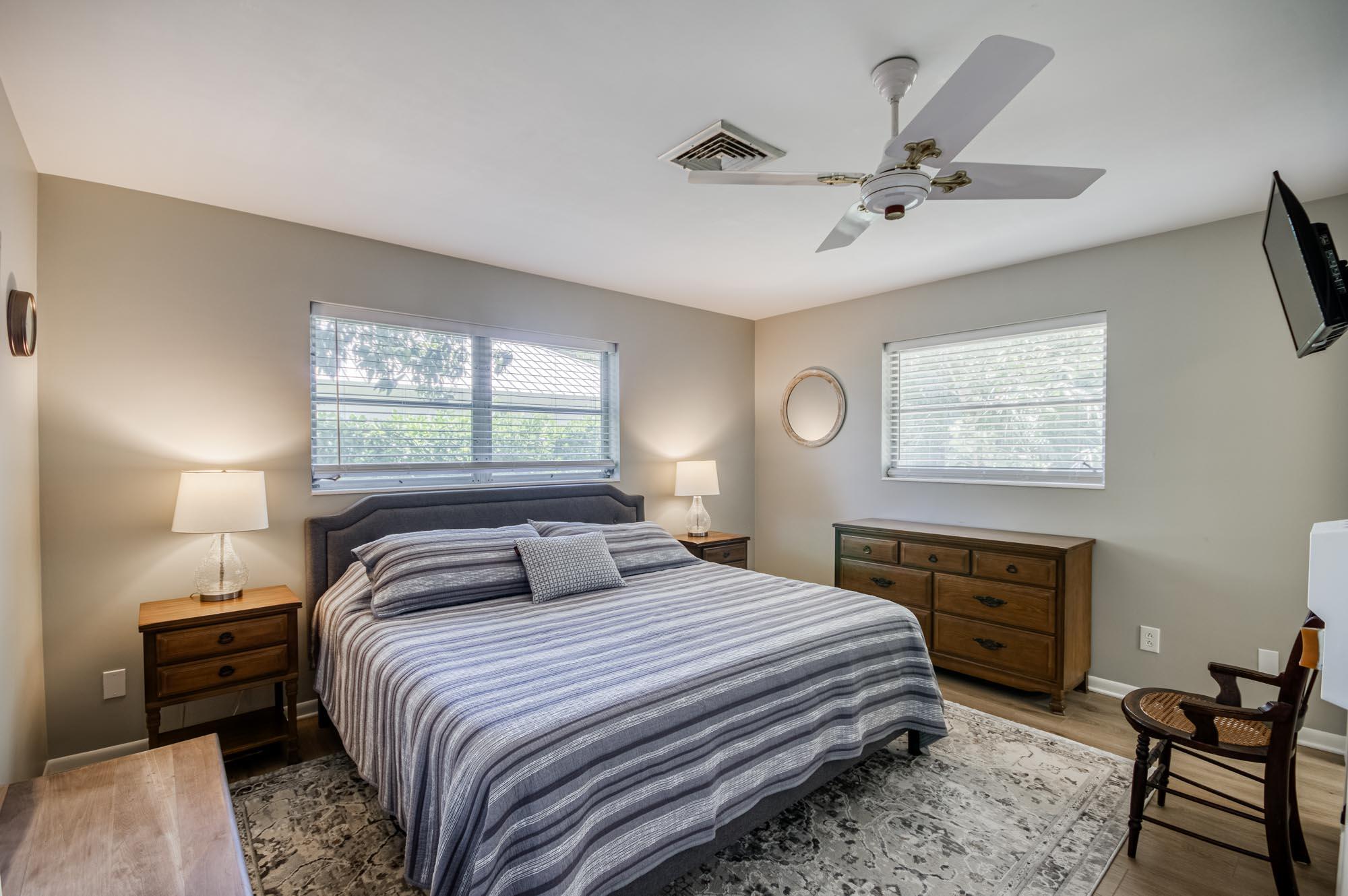 5528 Hibiscus Road Jupiter, FL 33458 - Photo 18 of 48 IMG-12