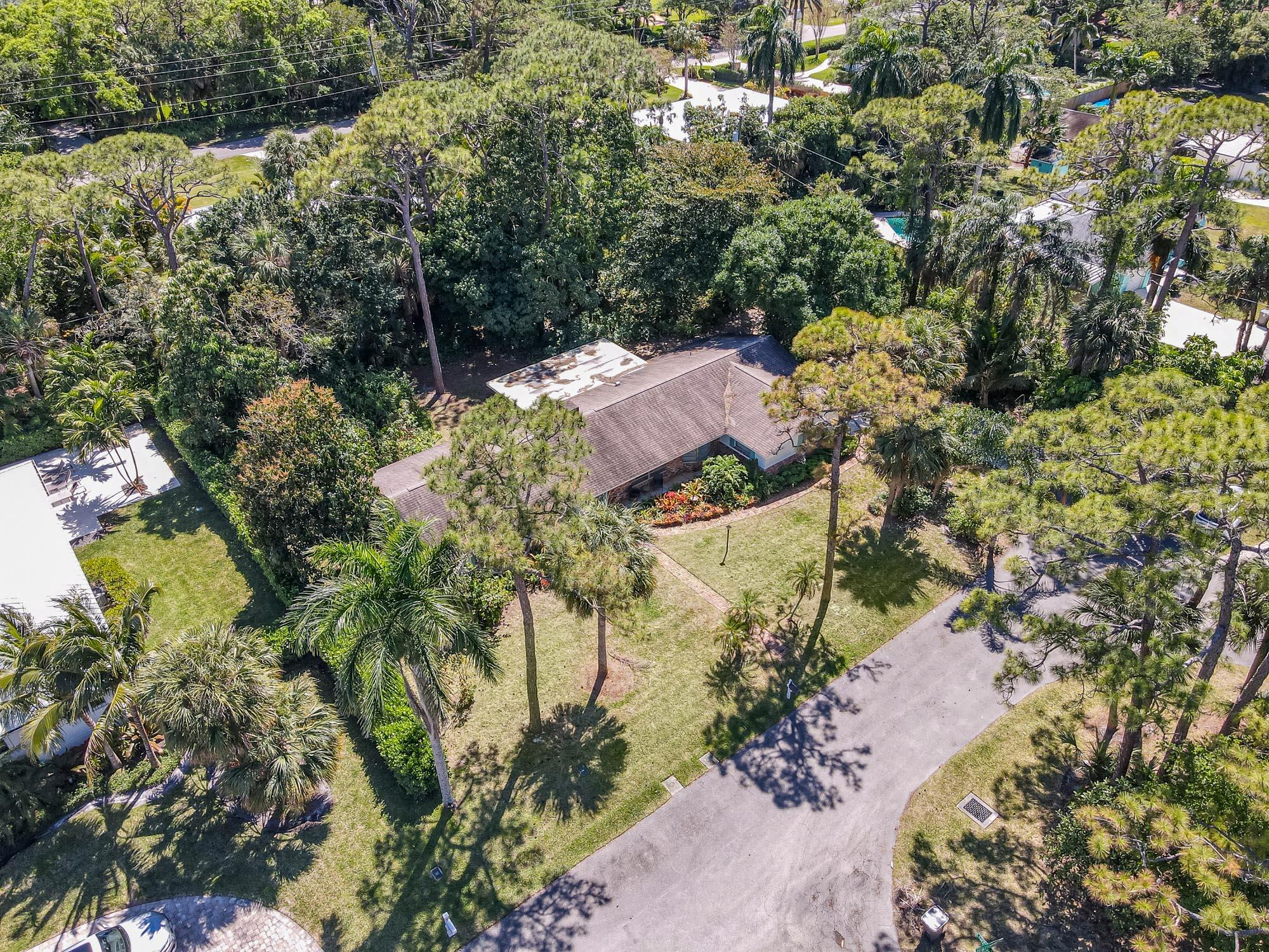 5528 Hibiscus Road Jupiter, FL 33458 - Photo 2 of 48 IMG-41