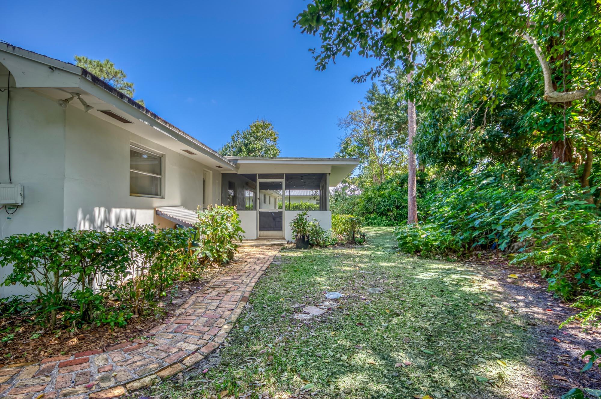 5528 Hibiscus Road Jupiter, FL 33458 - Photo 33 of 48 IMG-9