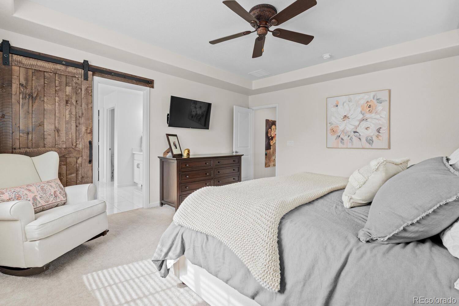 10570 Sundial Rim Road Highlands Ranch, CO 80126 - Photo 17 of 40