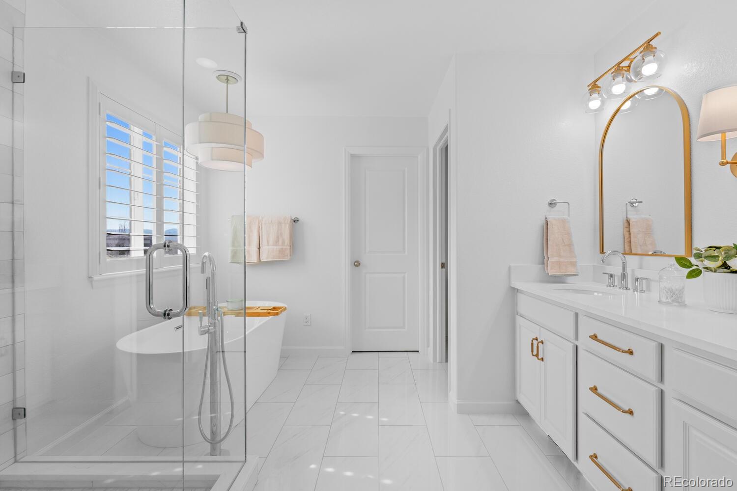 10570 Sundial Rim Road Highlands Ranch, CO 80126 - Photo 18 of 40