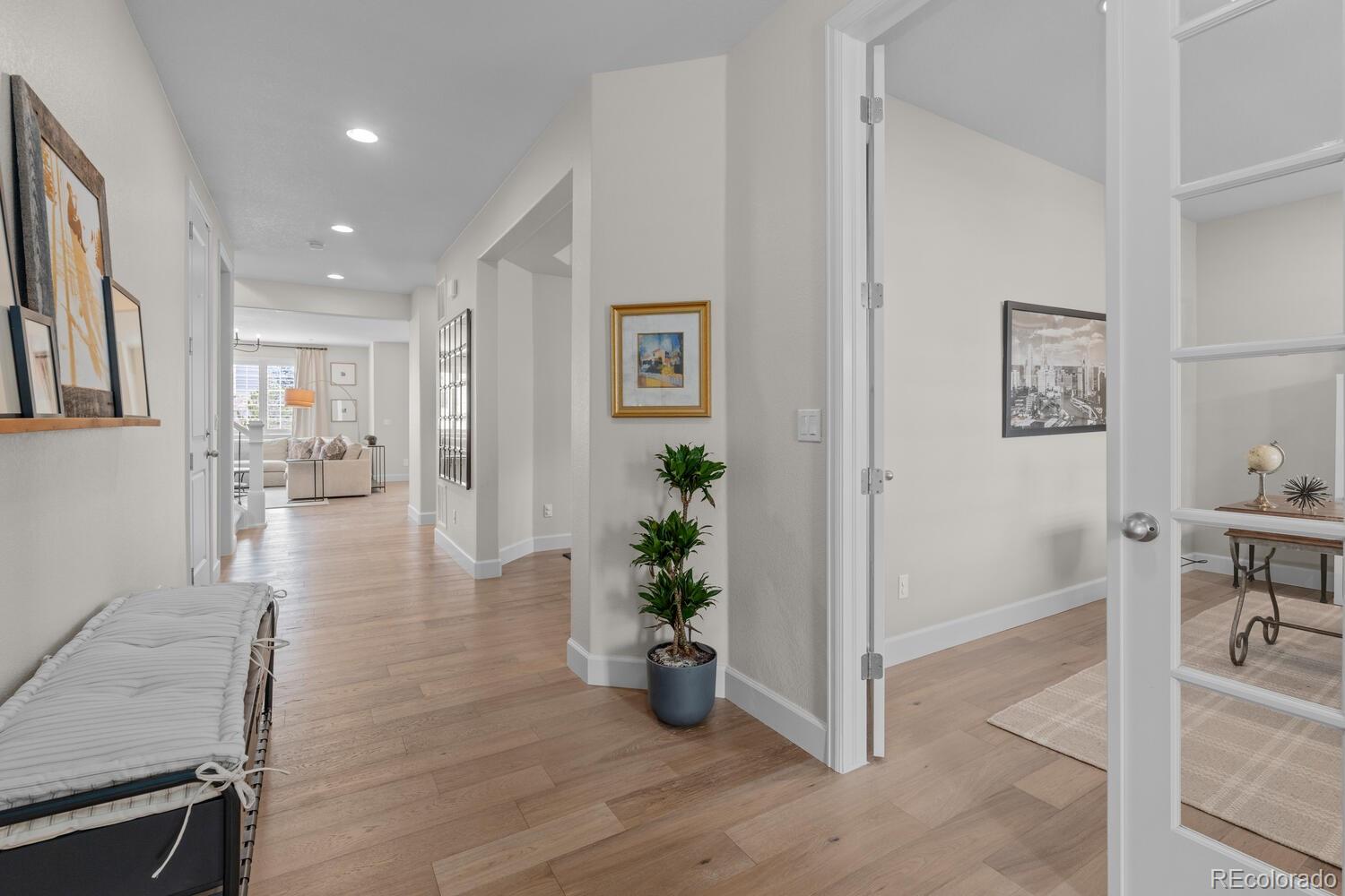 10570 Sundial Rim Road Highlands Ranch, CO 80126 - Photo 4 of 40