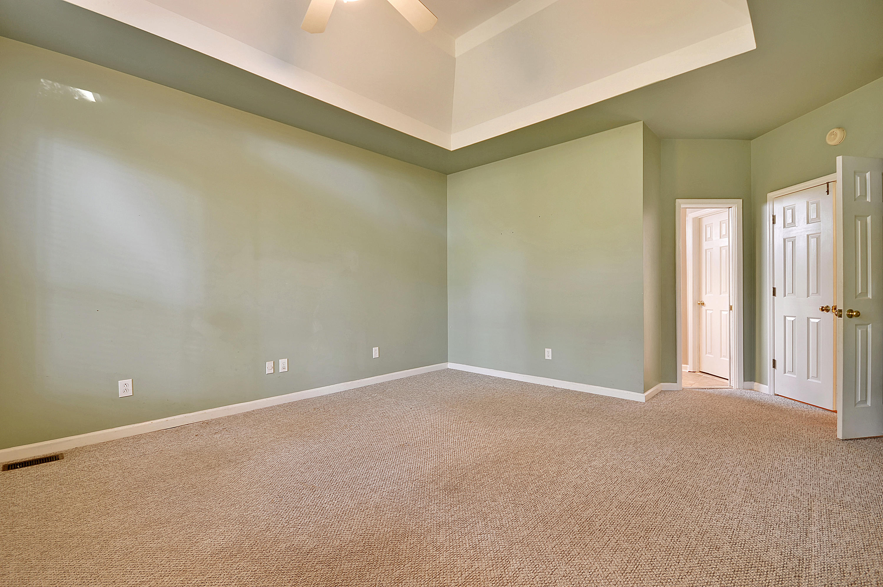 318 Clubview Road Summerville, SC 29485 - Photo 18 of 41 Master Suite
