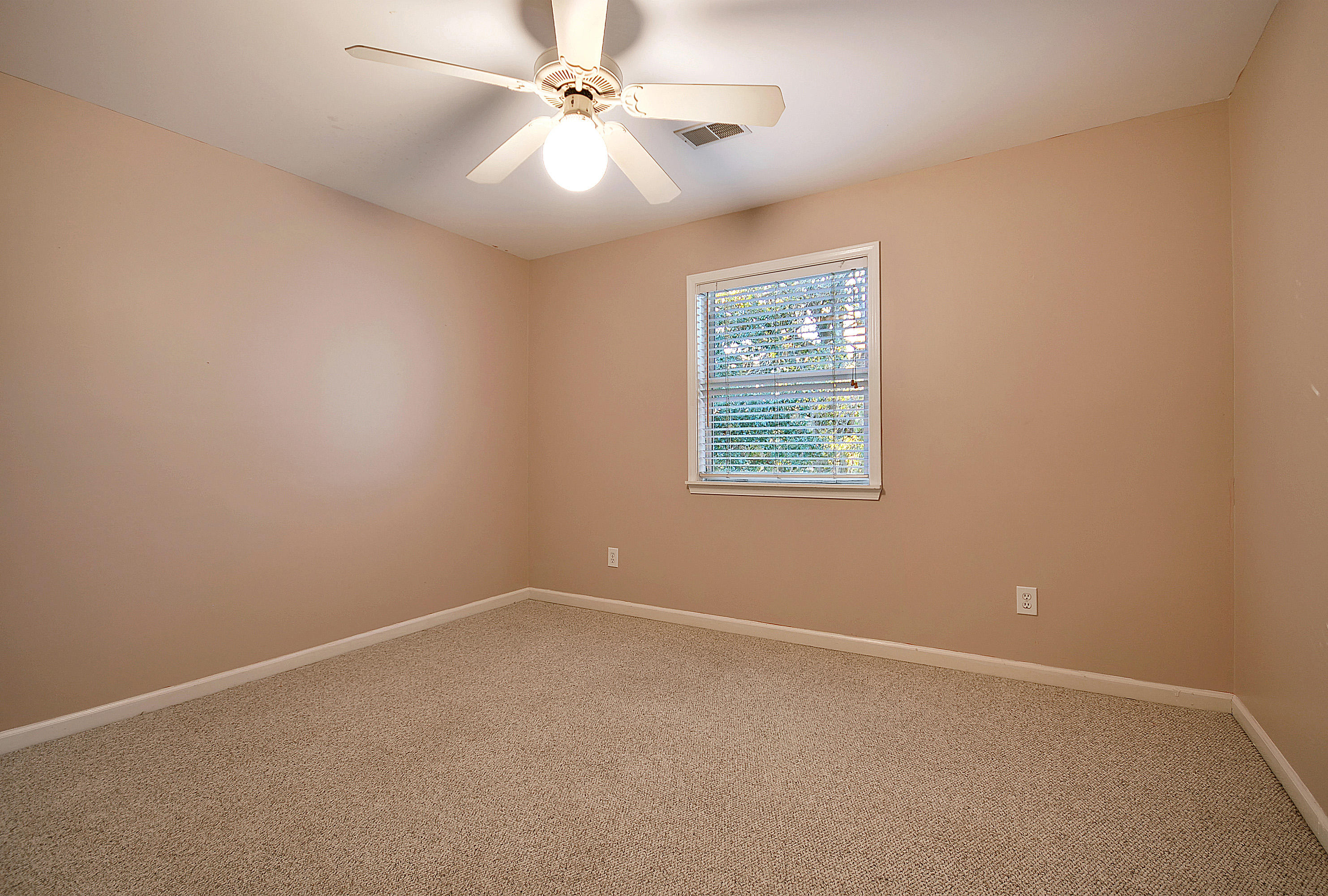 318 Clubview Road Summerville, SC 29485 - Photo 25 of 41 Bedroom