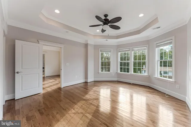 $2,050,000 | 829 Golden Arrow Street, Great Falls, VA 22066