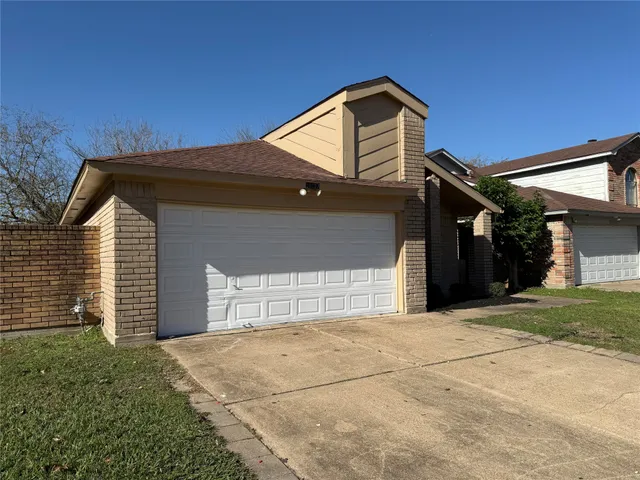 $1,800 | 10727 Staghill Drive, Houston, TX 77064