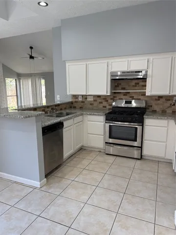 $1,800 | 10727 Staghill Drive, Houston, TX 77064