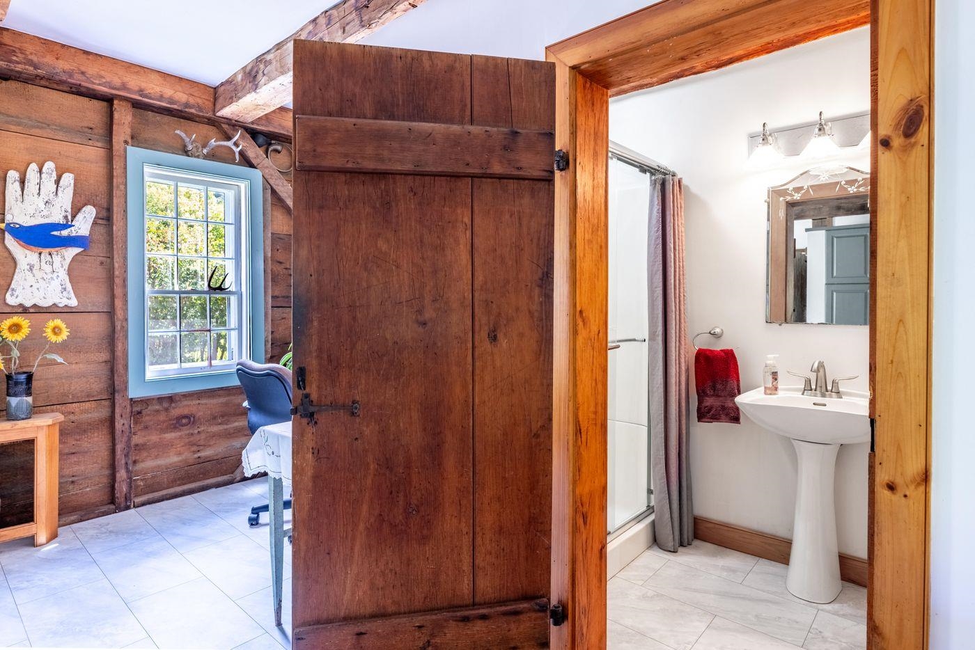 428 N Road Salisbury, NH 03235 - Photo 17 of 54