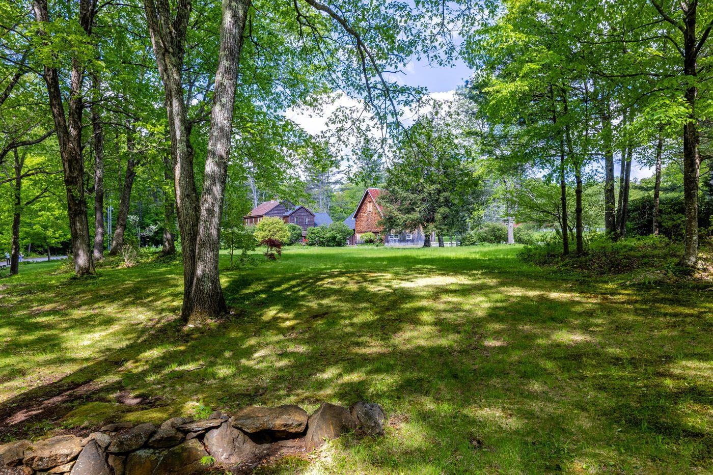 428 N Road Salisbury, NH 03235 - Photo 4 of 54