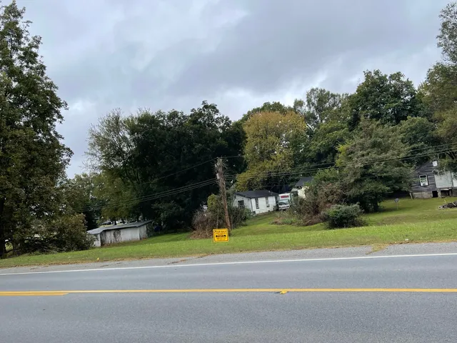 a view of a basketball court