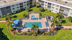 9880 Marina Boulevard, Unit 1536 Boca Raton, FL 33428 - Photo 35 of 42 9880 Marina Blvd 1522 POOL 2