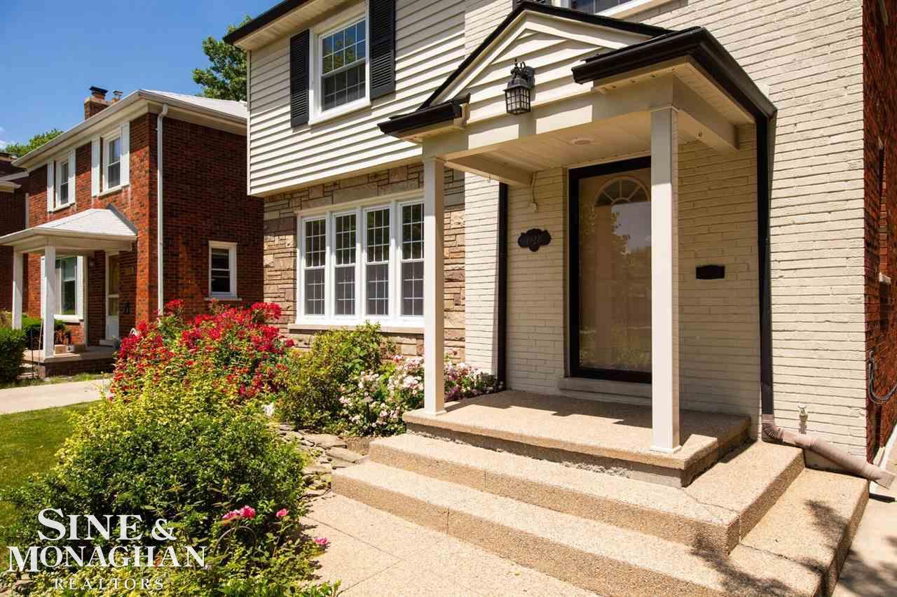 1928 Prestwick Road Grosse Pointe Woods, MI 48236 - Photo 4 of 46