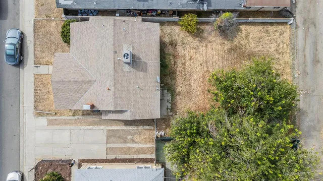 $289,000 | 1211 East Clinton Avenue, Fresno, CA 93704