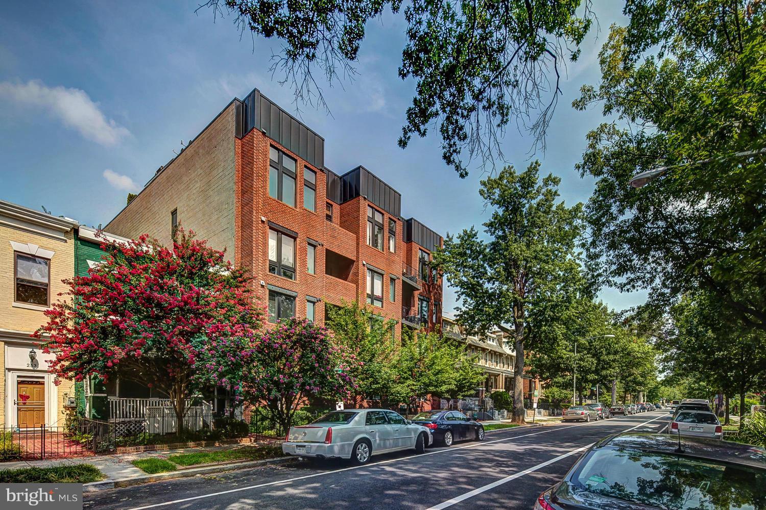 245 15th Street Southeast, Unit 301 Washington, DC 20003 - Photo 2 of 30 Exterior (General)