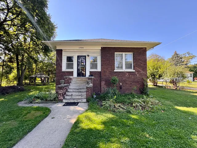 $159,000 | 17026 Bulger Avenue, Hazel Crest, IL 60429